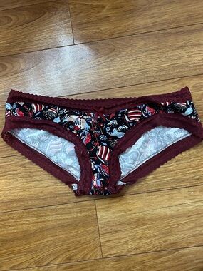 Women's Burgundy Patterned Cotton Blend Bikini Panty with Lace Trim Well Worn